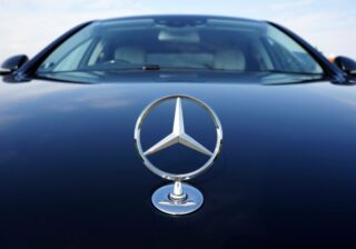 Porządna naprawa mercedesa w Szczecinie: co wybrać?